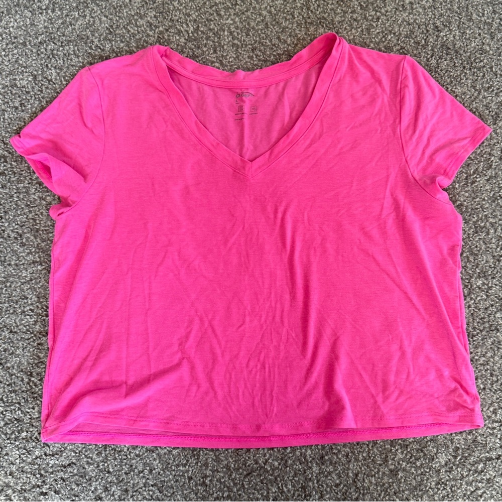 GapFit Pink V-Neck Cropped T-Shirt